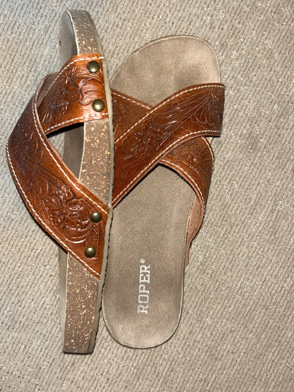 Roper Women's Brown Embossed Leather Cross-Strap Sandals